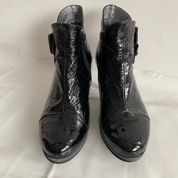 Un Tour En Ville Black Patent Leather Heeled Ankle Boots 8.5 - Picture 6 of 13